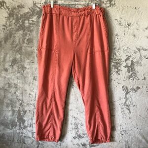 Social Standard by Sanctuary Orange Paperbag Waist Pants Size XL